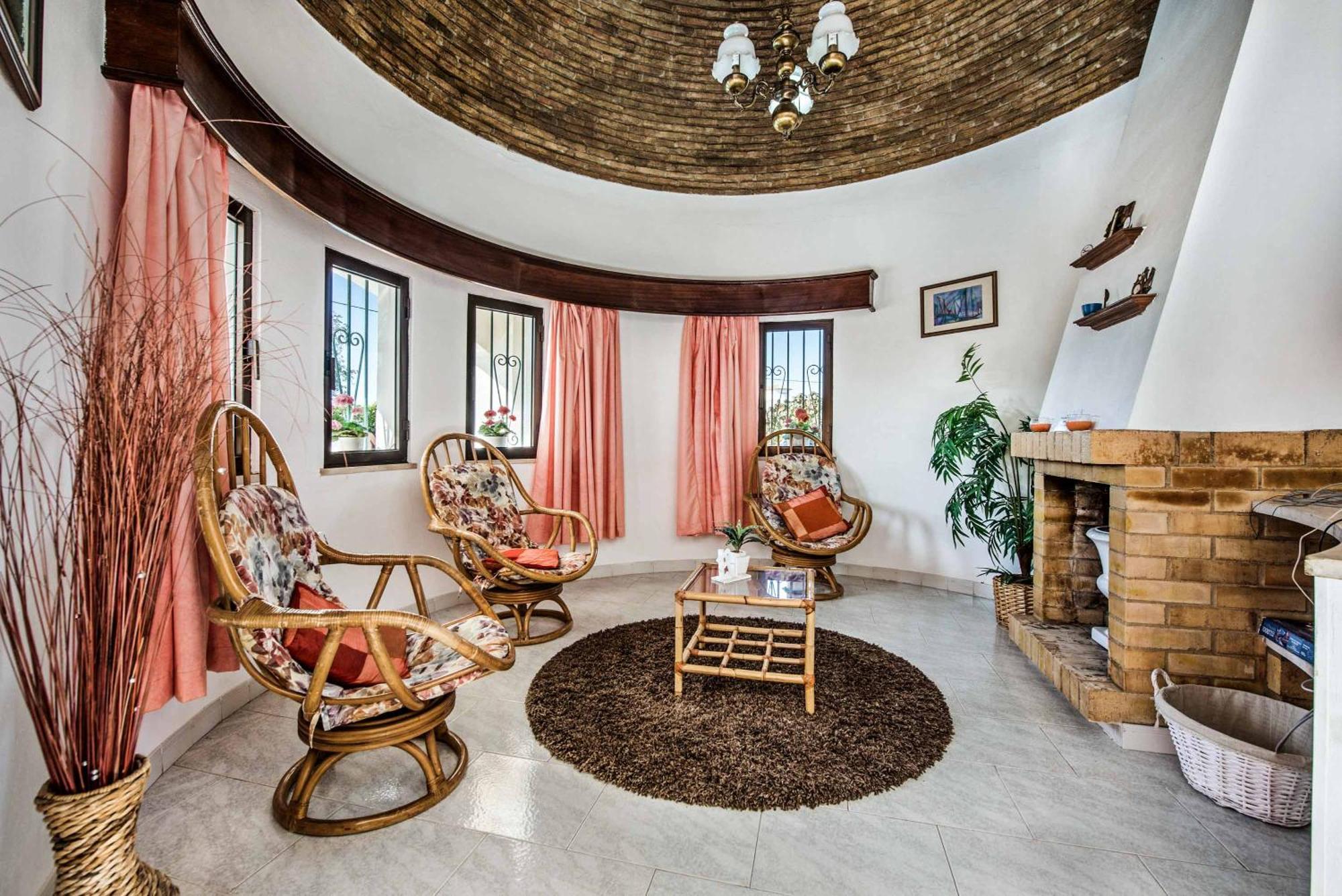 Villa Gira *