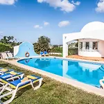 Villa Gira