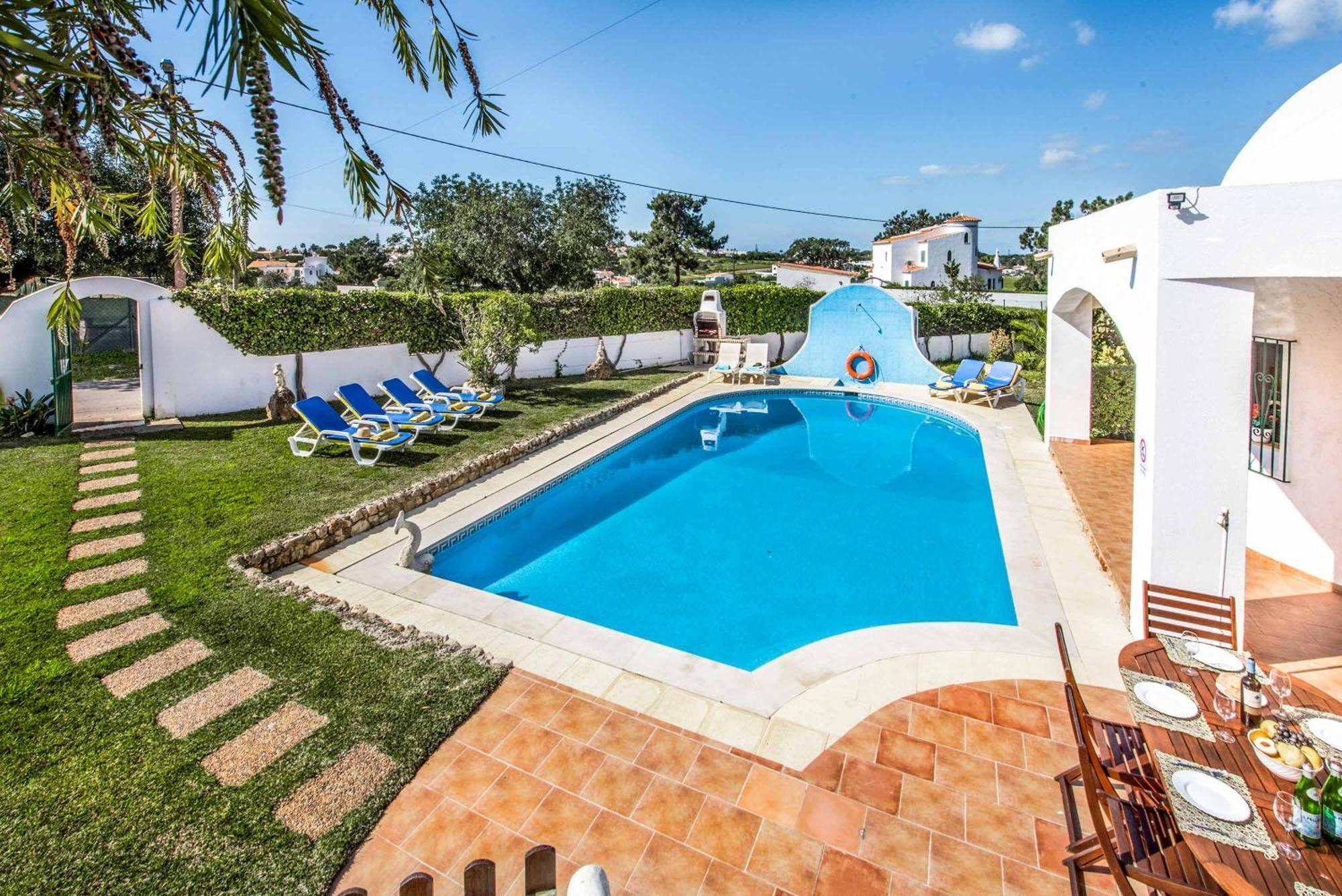 Gira Villa *